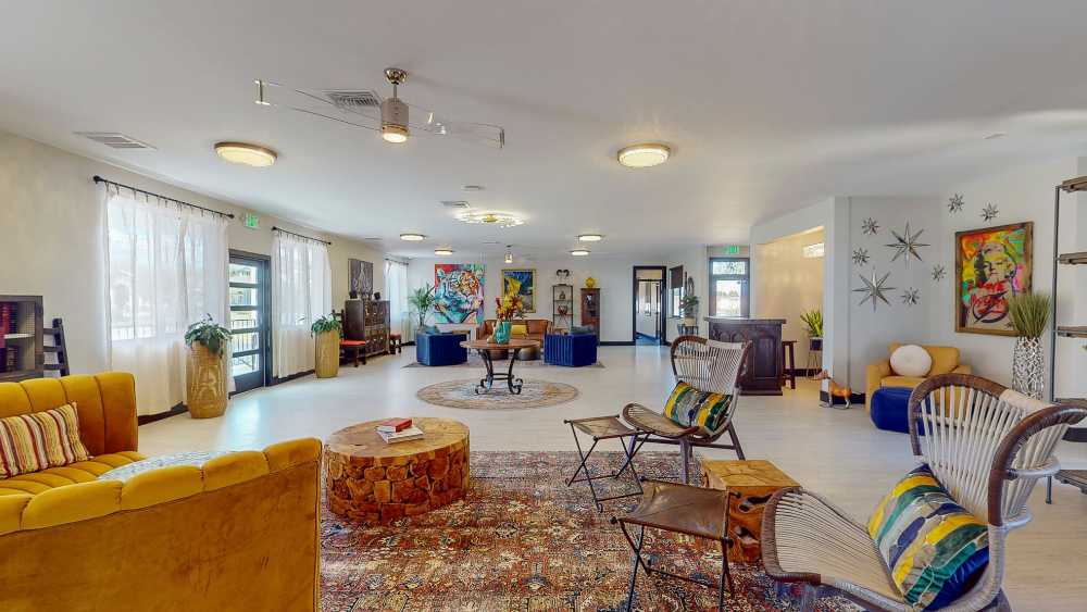 Oak Street Exchange Great Room South End